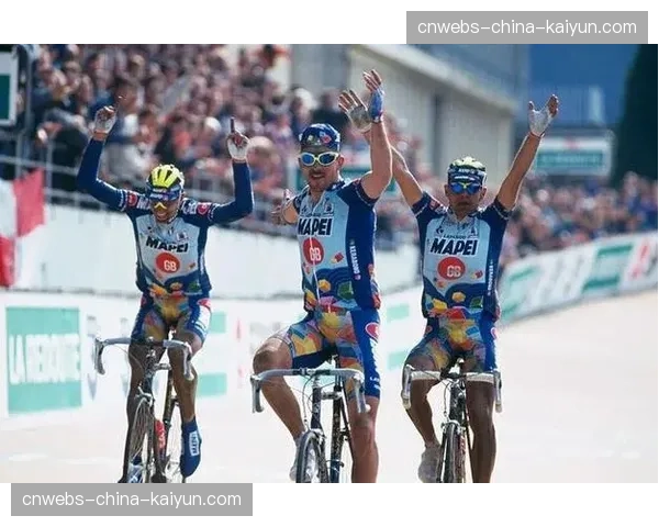 2026年巴黎-鲁贝青少年组：意大利小将安德烈亚·皮科利夺冠